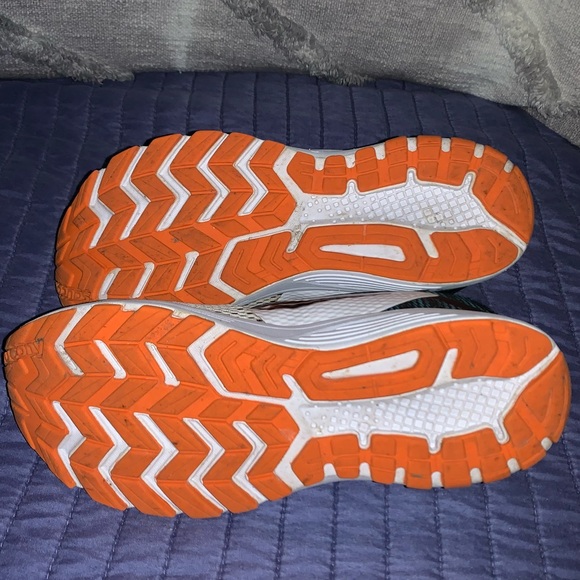 SAUCONY Flexfilm RIDE10 running shoes, size 7M YOUTH, super lightweight. - Picture 6 of 8
